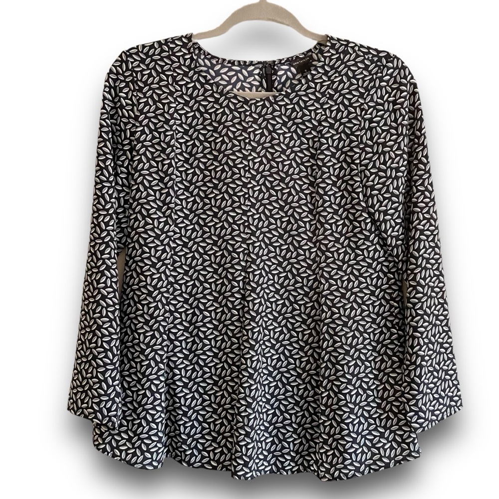 ANN TAYLOR Navy Blue Leaf Print Business Casual Peplum Blouse Women’s Small